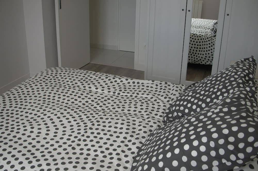 Ganze Wohnung, In Stquay Portrieux Wohnung T2, Süd-Terrasse, 50 m vom Strand,privater Parkplatz in Saint-Quay-Portrieux, Côte de Goëlo