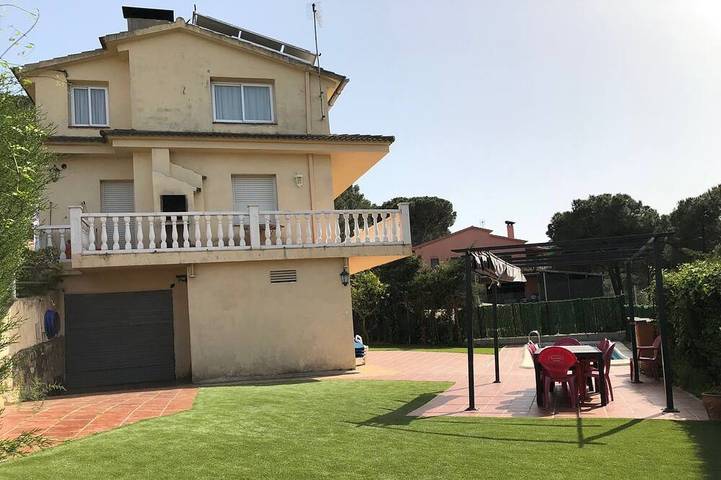 Ferienhaus für 11 Personen, mit Balkon und Garten in Blanes