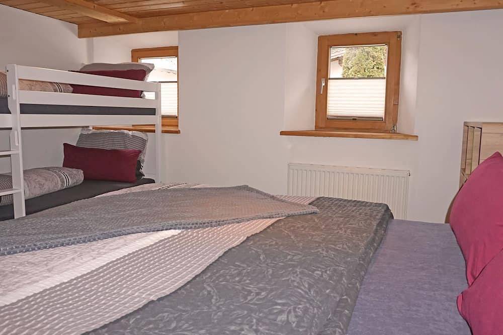 Ganze Wohnung, Sandra Falch by Interhome in Flirsch, Arlberg