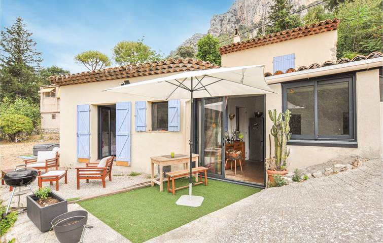 Location de vacances pour 7 personnes, avec terrasse et jardin à Saint-Jeannet - 2