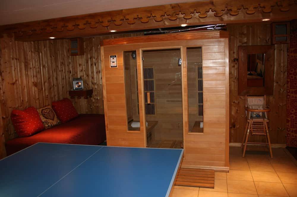Chalet Sauna Chamonix Mont Blanc Prarion gondola access ski-in ski-out (5min) in Les Houches, Massif du Mont-Blanc