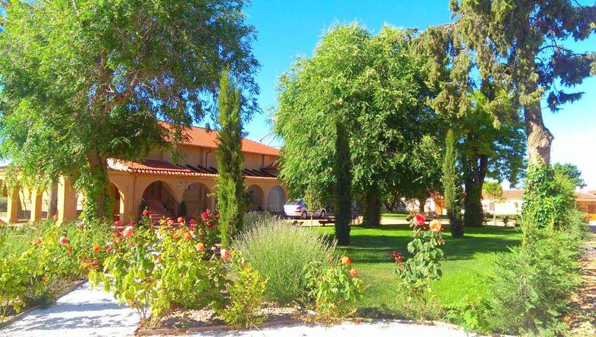 Casa rural para 8 personas, con Terraza además de Jardín y Vistas en Provincia de Valladolid