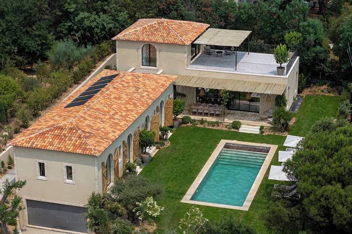 Ferienhaus für 12 Personen, mit Sauna und Garten