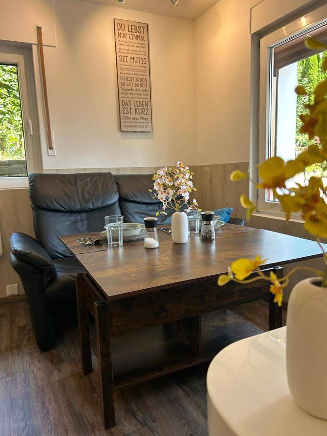Charmantes Tiny Haus mit 2 Wohnungen in Nümbrecht, Oberbergischer Kreis