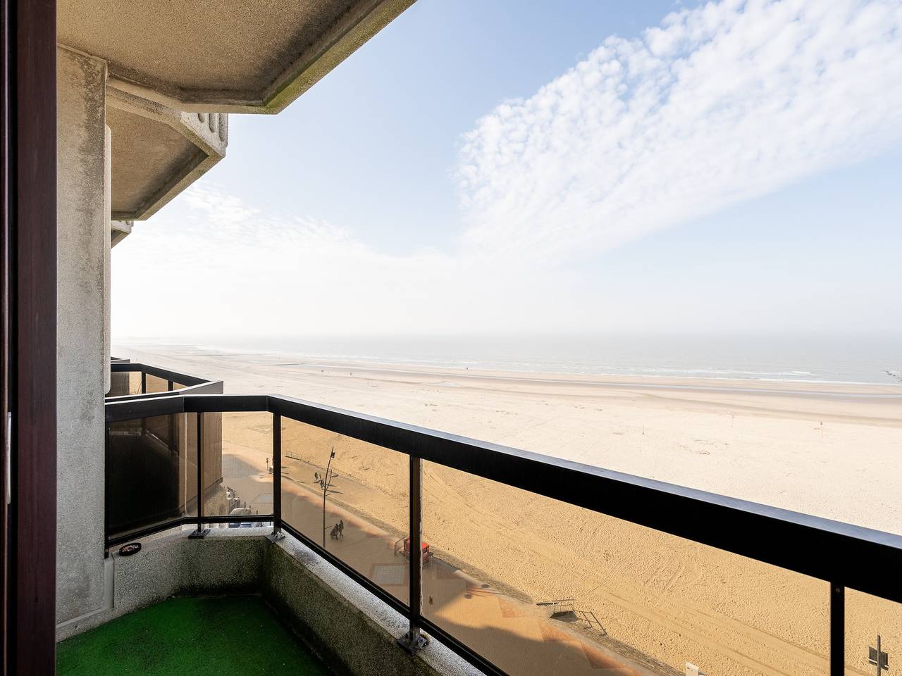 Geheel appartement, Appartement aan Zee in België met Uitzicht in Blankenberge, Belgische Kust