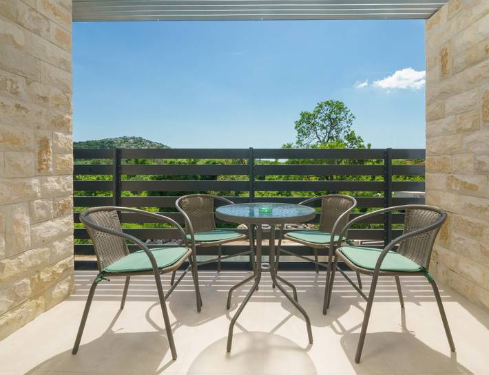 Ferienwohnung für 4 Personen, mit Pool und Ausblick, mit Haustier in Drage (Pakoštane)