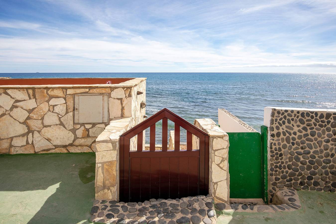 Vakantiehuis 'Casa Nostra' met Uitzicht op Zee, Terras & Wifi, foto 8