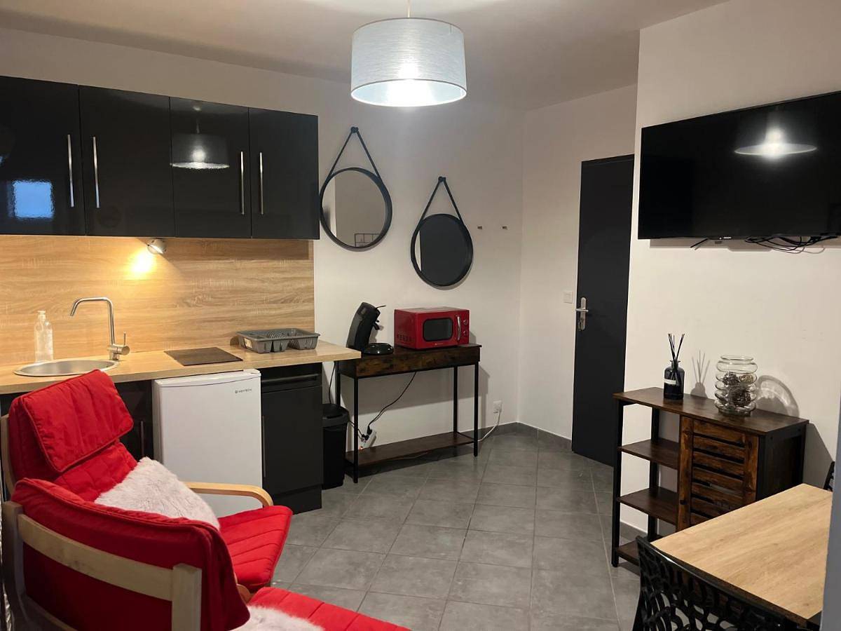 Appartement entier, Appartement 2 proche Tricastin, Pierrelatte in Pierrelatte, Région de nyons