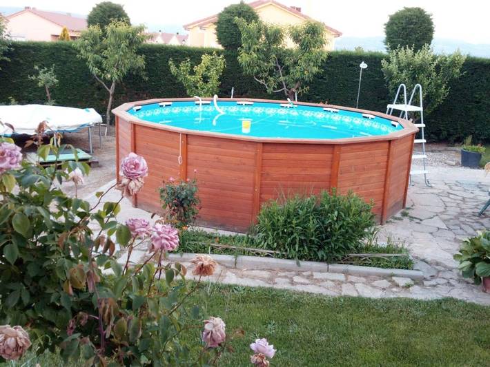 Casa rural para 10 personas, con Terraza y Jardín además de Piscina y Vistas en Narrillos de San Leonardo