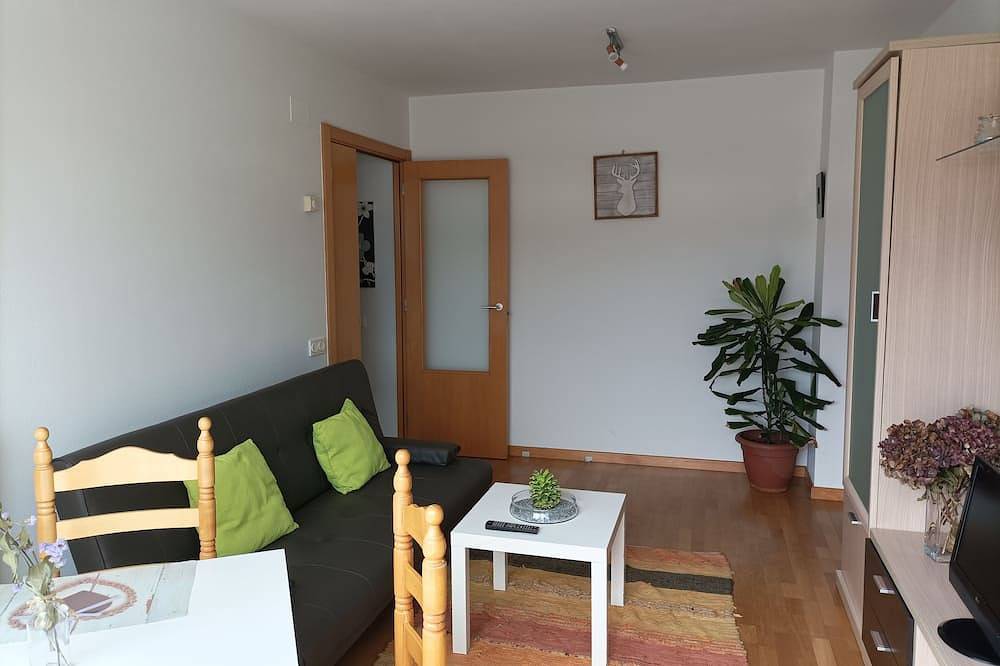 Entire apartment, Cozy penthouse with large terrace in Camargo, Cantabrian Coast
