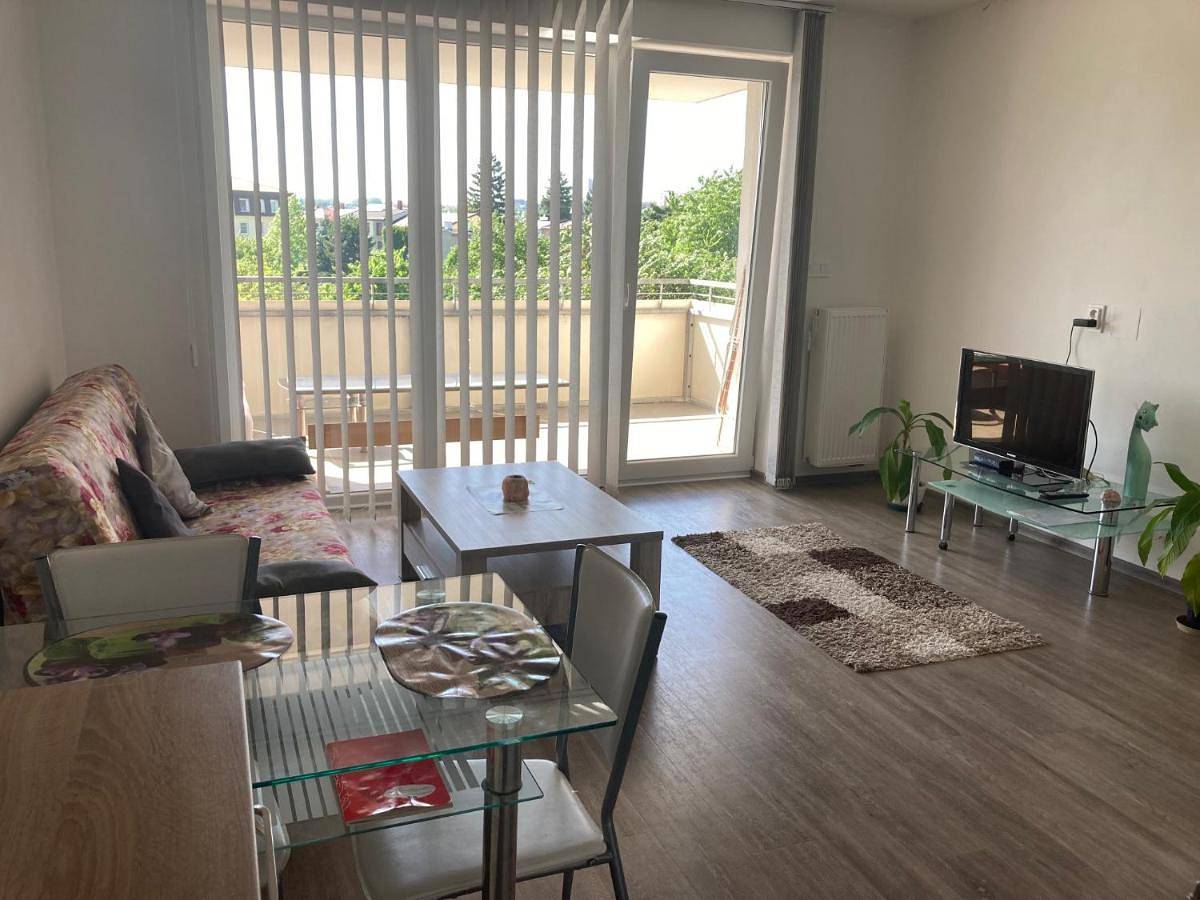 Appartement entier, Apartmán Edita - byt s terasou a parkovacím stáním, Topolová, Olomouc in Olomouc, Région d'Olomouc