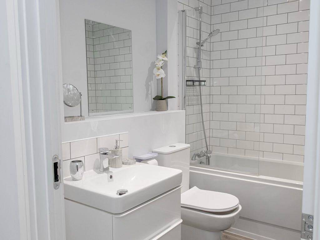 Ganze Ferienwohnung, 2Br-Sleeps4-Citycentre-Parking-Rooftop in Birmingham, Birmingham und Umgebung