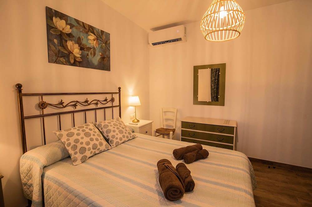 Villa en el sur de Córdoba: ¡En el centro de Andalucía! in Rute, Sierras Subbéticas