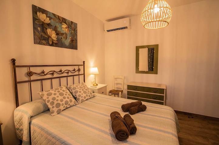La Era con Encanto: Amazing villa in south Córdoba, heart of Andalusia, pool in Rute, Sierras Subbéticas