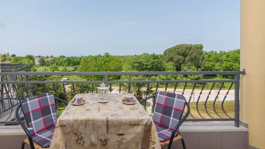 Ferienwohnung für 2 Personen, mit Garten in Poreč - 4