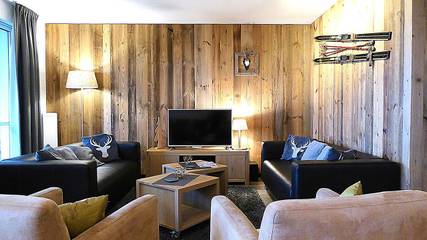 Ferienwohnung für 6 Personen, mit Ausblick und Terrasse sowie Balkon/Terrasse in Neuastenberg