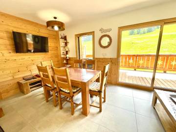 Gîte pour 4 personnes, avec terrasse à Notre-Dame-de-Bellecombe