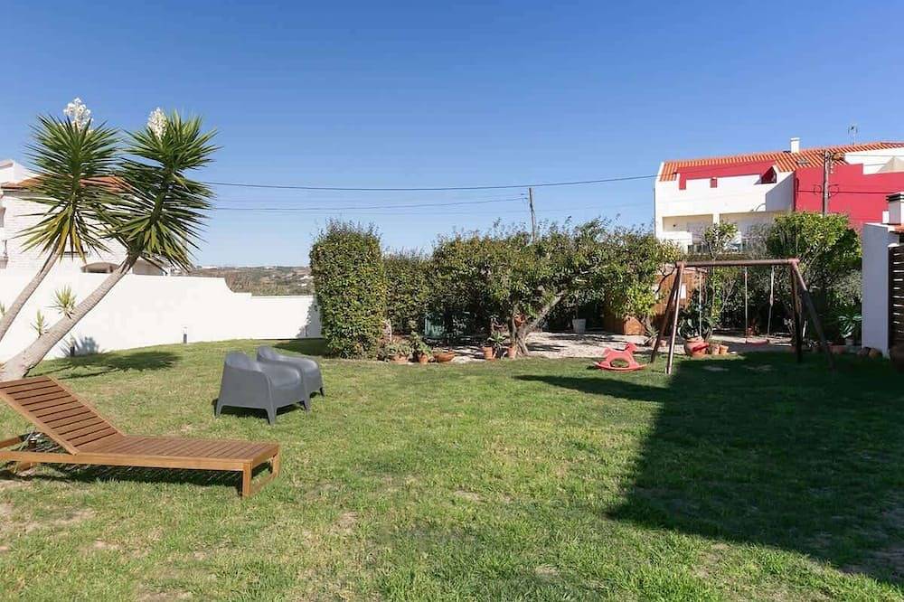 Ganze Wohnung, Casa Matias Zusammenf in Praia da Areia Branca, Lourinhã