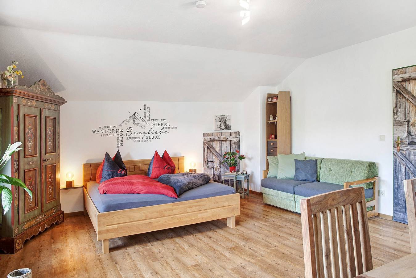 Ganzes Studio, Einzimmerapartment 'Aschaubichl - Wohnung Anemone' mit Bergblick, Balkon und Wlan in Grainau, Eibsee