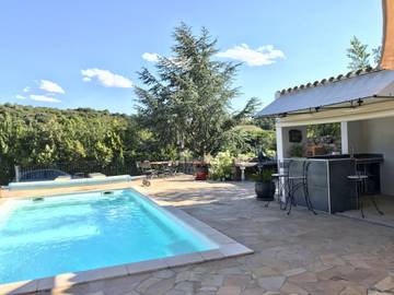 Cottage pour 6 personnes, avec piscine, adapté aux familles à Roquebrun