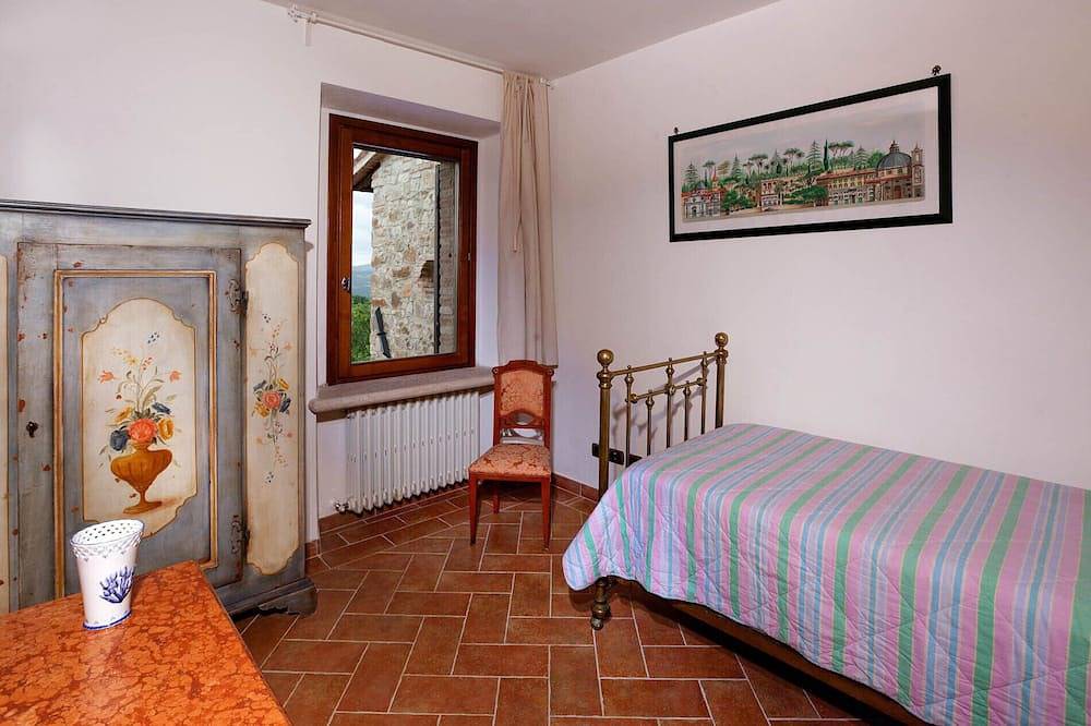 Alquiler A La Semana - Vacaciones En Familia - Hasta 24 Pers. - 3 Casas Rurales in Todi, Provincia de Perugia
