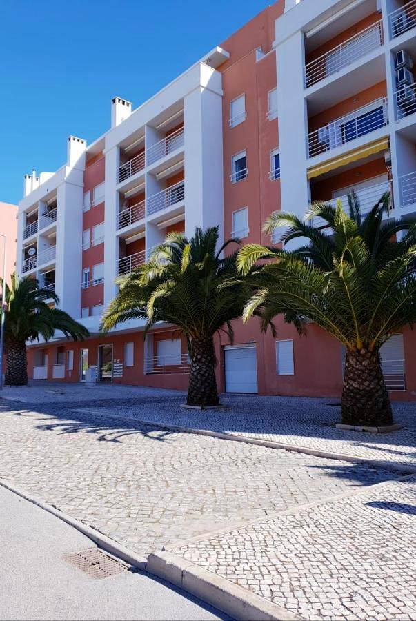 Casa rural para 6 personas, con piscina además de vistas y jardín, Familias con niños en Armação de Pêra (costa) - 2