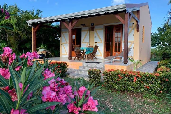Toumblak - Bungalow with swimming pool 5 minutes from the beach in Saint-Louis (Antilles), Guadeloupe