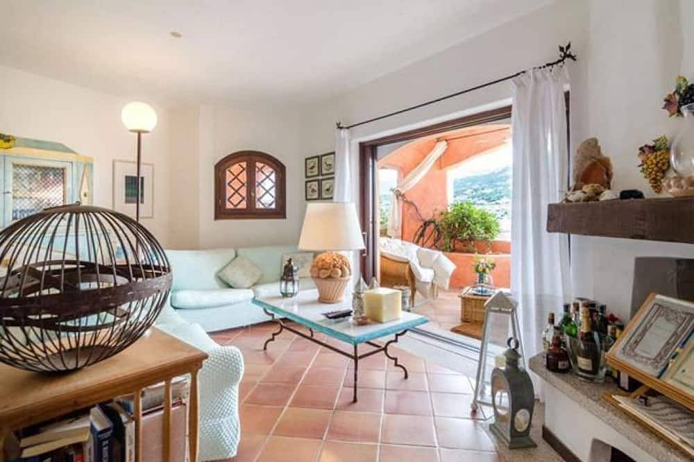 Ganze Wohnung, Haus im Herzen von Porto Cervo mit Pool auf dem Alten Hafen in Arzachena, Costa Smeralda