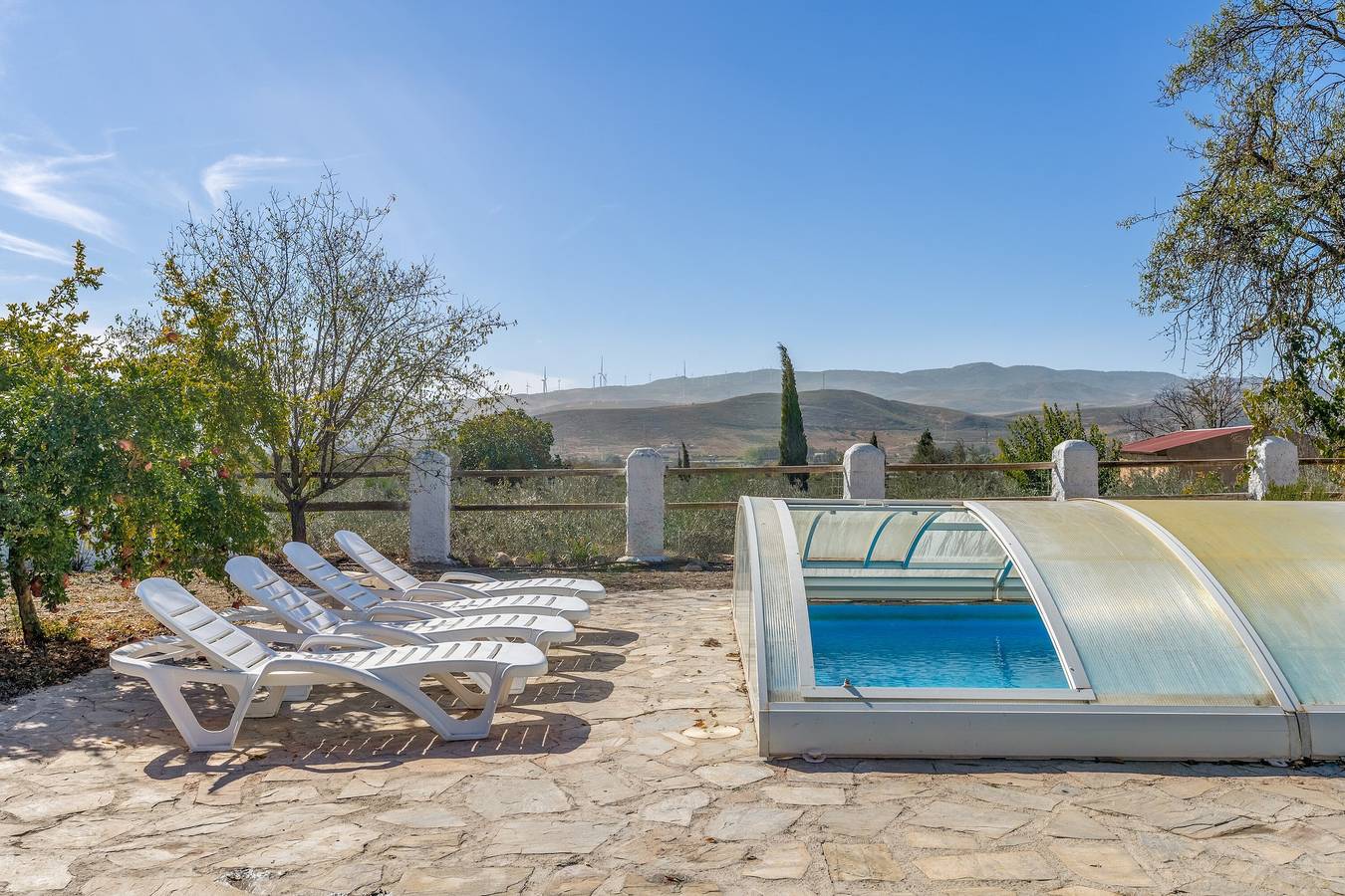 Casa Vacacional 'La Casita Del Valle' con Vista a la Montaña, Piscina Privada y Wi-Fi in Dúrcal, Provincia de Granada