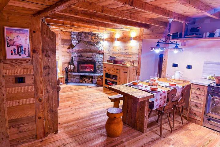 Gîte pour 6 personnes, avec Jardin à Ayas - 2