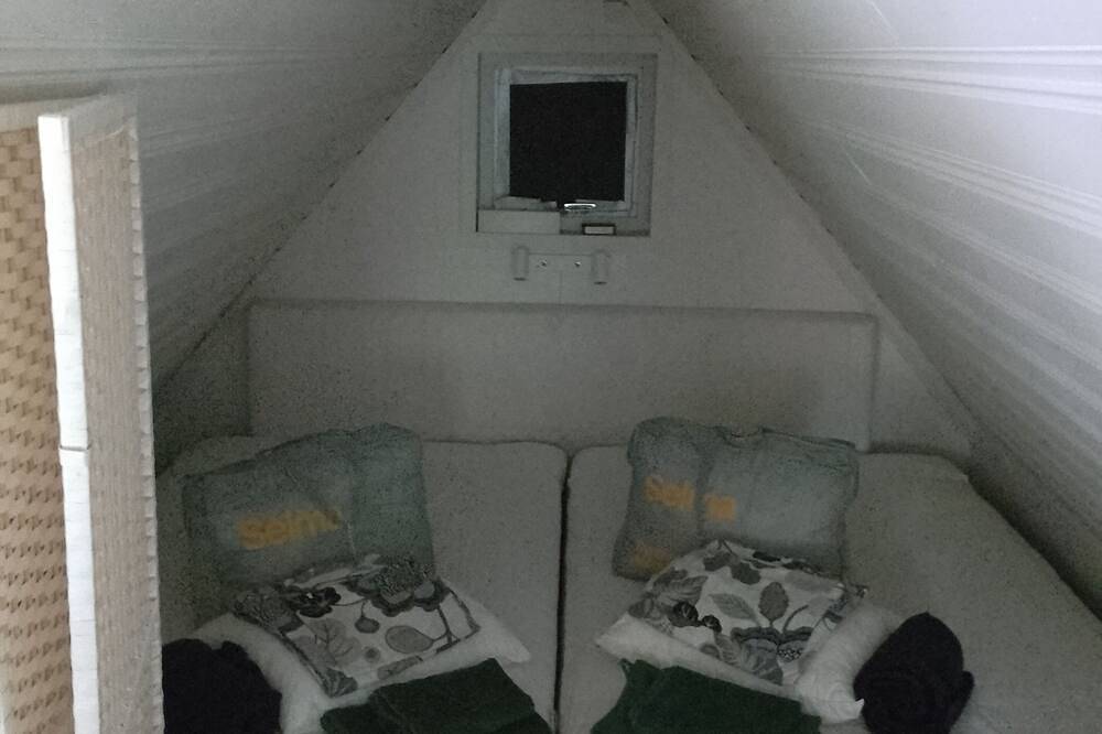 Vita Huset mit Blick auf den Mälaren-See in Södra Ängby in Schwedische Ostsee