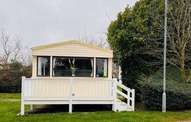 Chalet for 8 People in Great Yarmouth, Norfolk, Photo 1