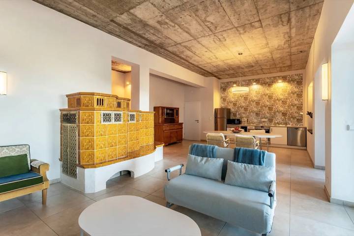 Appartement entier, Appartement « Suiten im Alten Berghotel Franziska » avec vue sur la montagne, jardin & Wi-Fi in Eslohe, Arrondissement du Haut-Sauerland