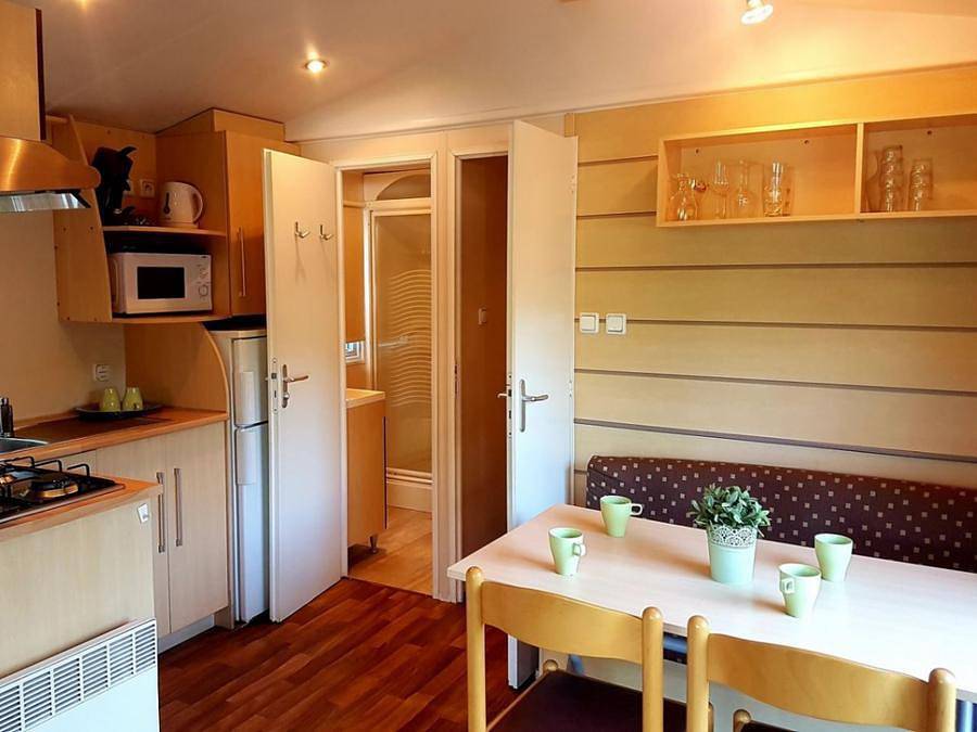 Camping Le Canigou - Chalet 4 persons - Comfort - Le Conflent in Espira-de-Conflent, Prades region