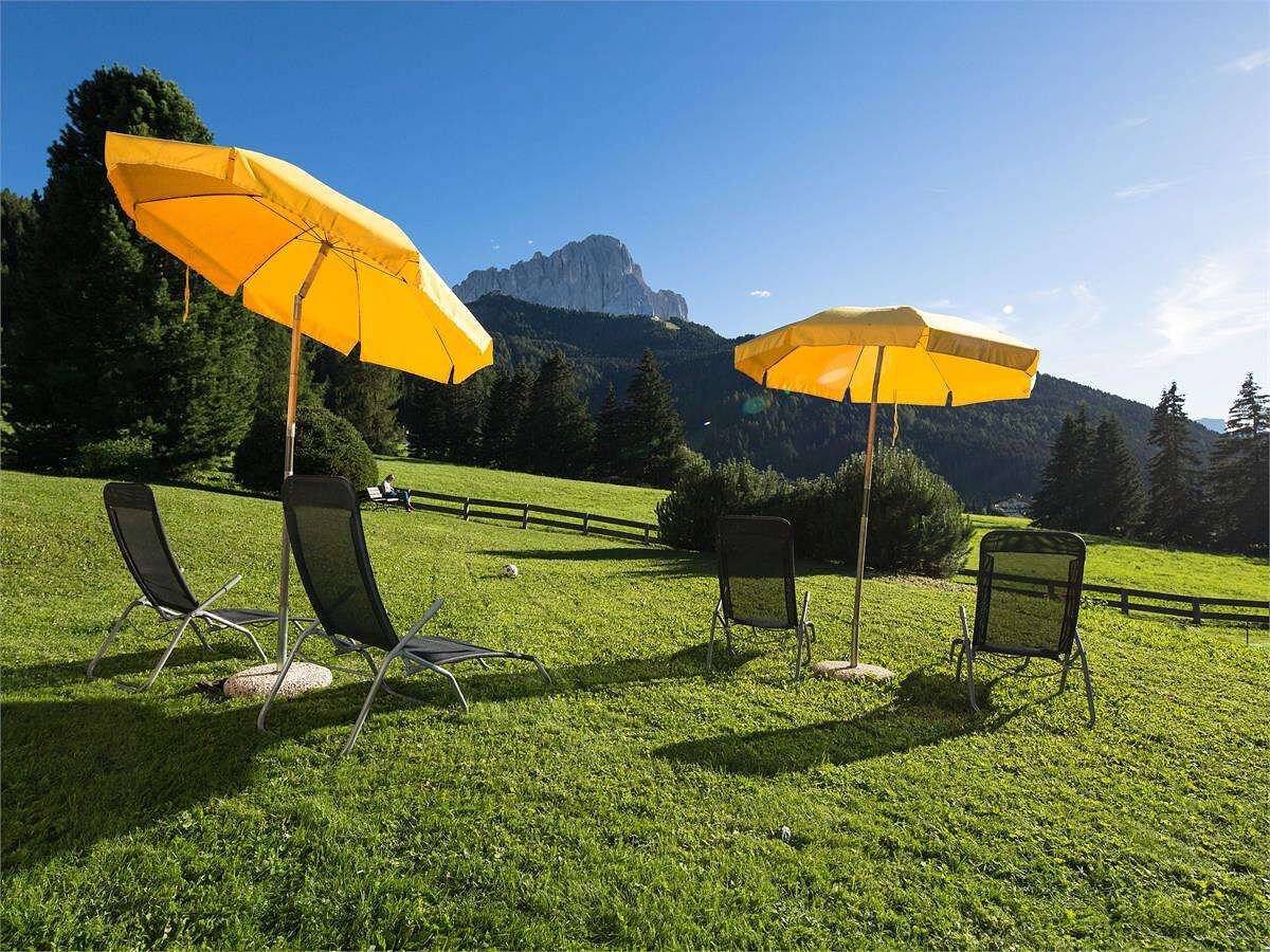 Appartamento intero, Ampio appartamento con giardino “Haus Forelle” sulle pendici, vista monti, ski-in/ski-out in Selva di Val Gardena, Dolomiti Superski