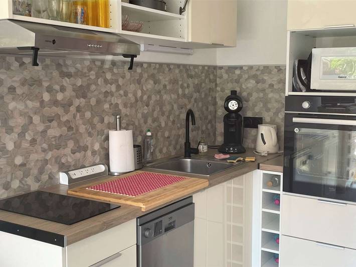 Ganze Wohnung, Gemütliche Ferienwohnung in Strandnähe, 2 Schlafzimmer, Klimaanlage, Privatparkplatz in Port-la-Nouvelle, Mittelmeerküste (Frankreich)