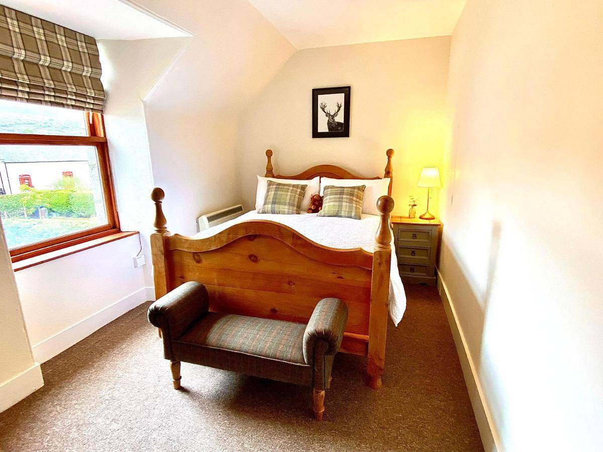 Entire apartment, Two-Bedroom Apartment in Braemar, Cairngorms National Park