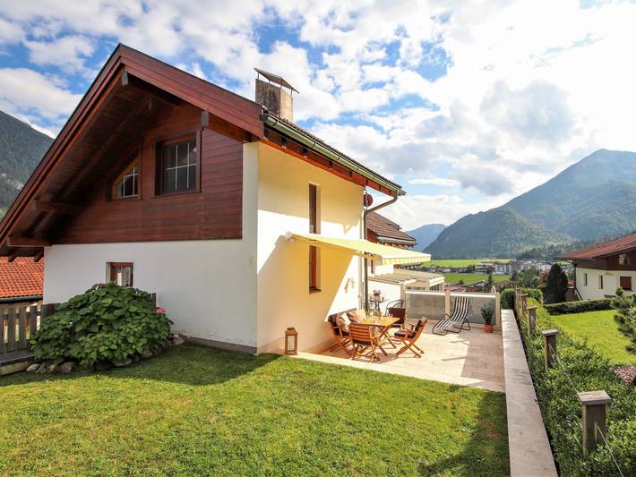Ferienhaus für 5 Personen, mit Terrasse und Garten sowie Ausblick in Achenkirch