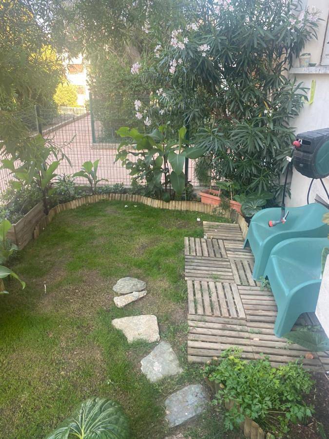 Gîte pour 2 personnes, avec jardin ainsi que vue et terrasse à Ville-di-Pietrabugno - 2