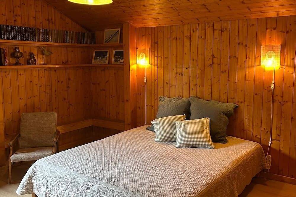 La Clusaz - Beau chalet de famille, bien situé, en bordure de piste - 12 pers in La Clusaz, Région d'Annecy