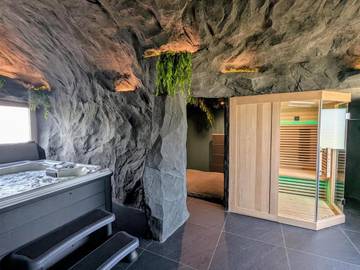 Location de vacances pour 8 personnes, avec jardin ainsi que jacuzzi et sauna, animaux acceptés à Vagney