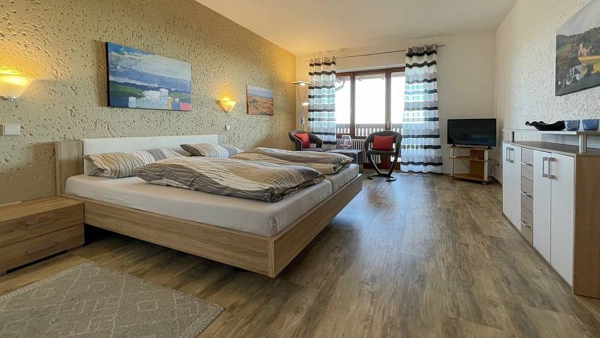 Ferienwohnung für 2 Personen, mit Balkon in Gleiszellen-Gleishorbach