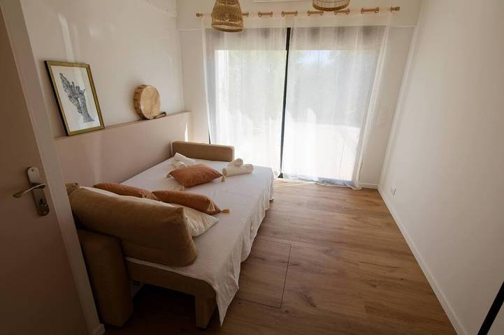 Chambre indépendante avec acces piscine in Opio, Côte méditerranéenne (France)