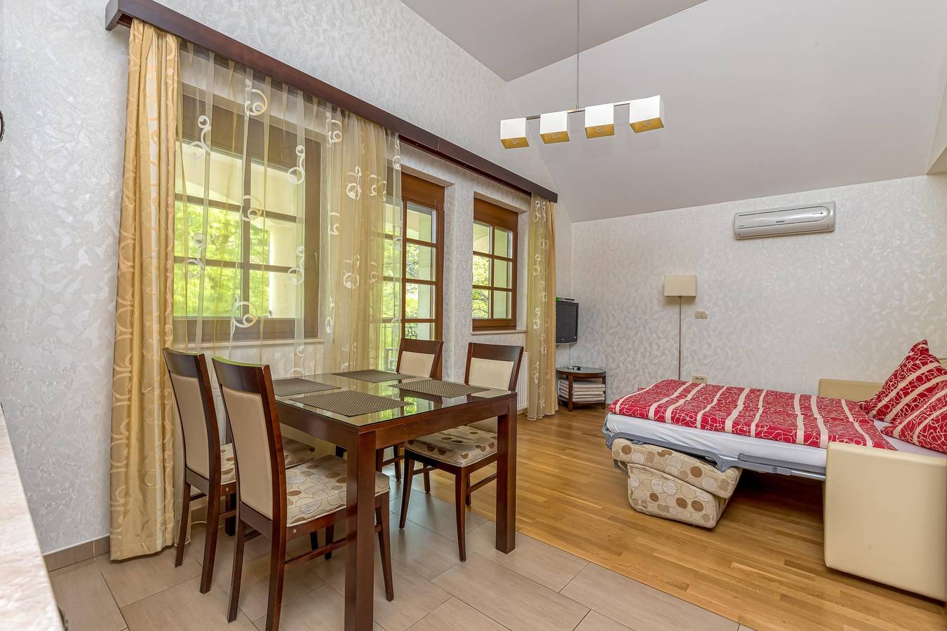 Ganze Wohnung, Pool Villa Silva Marija - App 206 in Rann, Untersteiermark