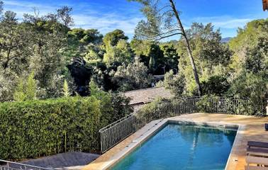 Holiday Rental for 10 People in Cap Bénat, Bormes-les-Mimosas, Photo 4