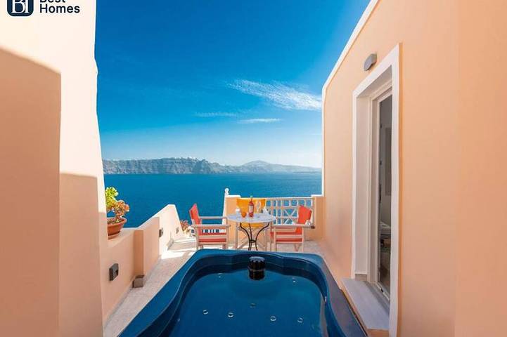 Holiday rental for 5 people, with hot tub and balcony in Oia