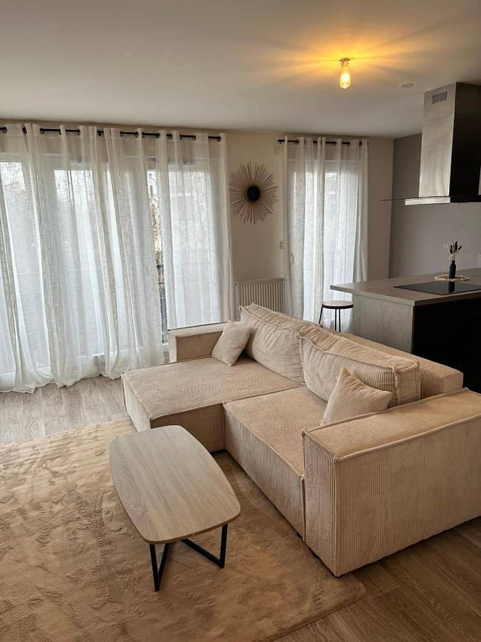 Gîte pour 5 personnes, avec jacuzzi et terrasse, animaux acceptés à Vert-Saint-Denis