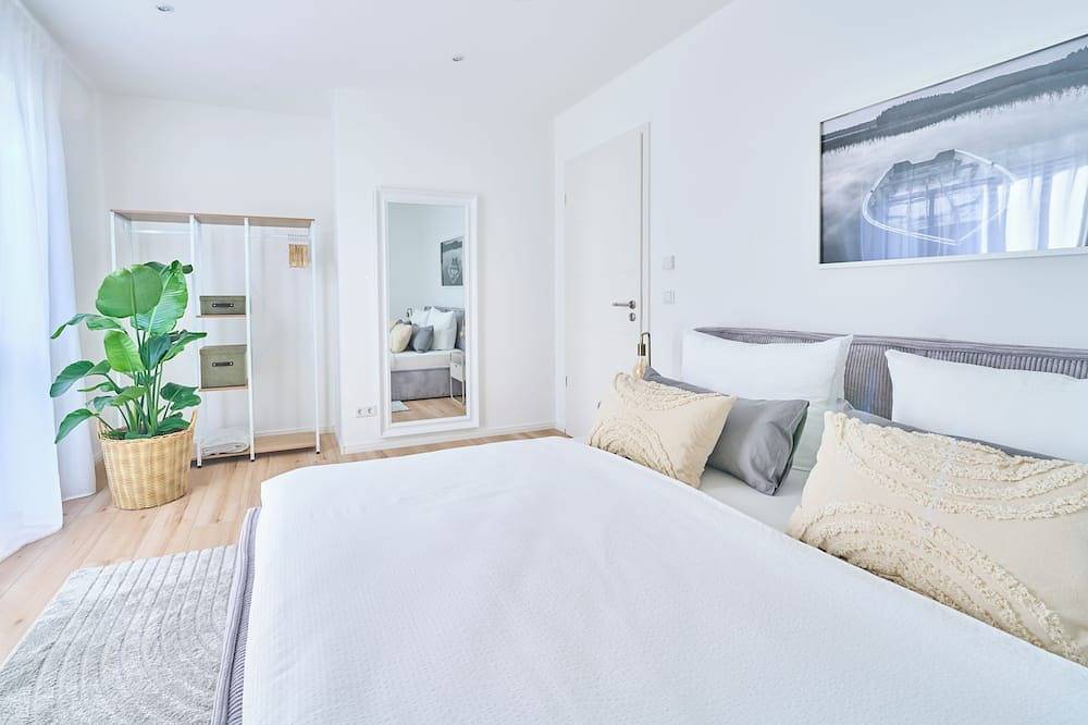 Ganze Wohnung, Bernstein Apartment #2 an der Goitzsche mit direktem Seeblick in Pouch, Muldestausee