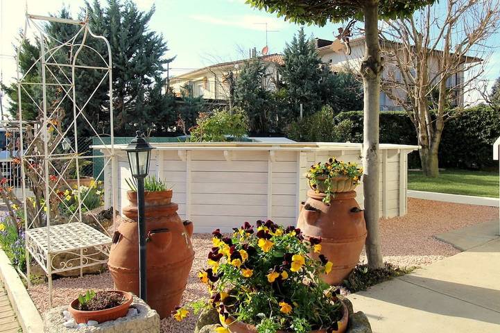 Villa für 8 Personen, mit Pool und Garten sowie Terrasse