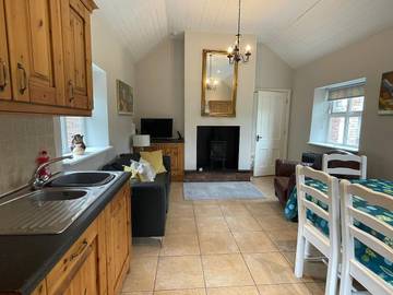 Cottage for 5 People in South Dublin, Leinster, Photo 4